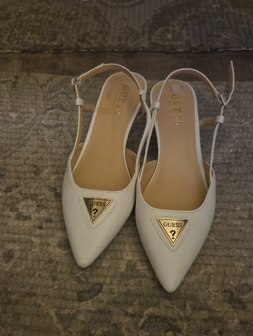 GUESS White Pointed Toe Slingback Flats with Gold Logo
